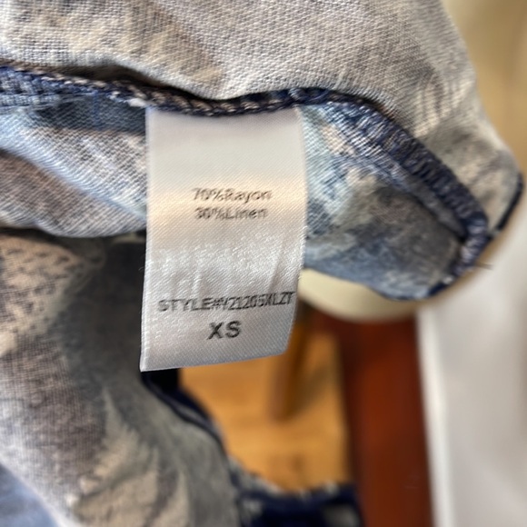 Pomander Place‎ Beaufort Botanical Blue & White Blouse - Picture 9 of 9